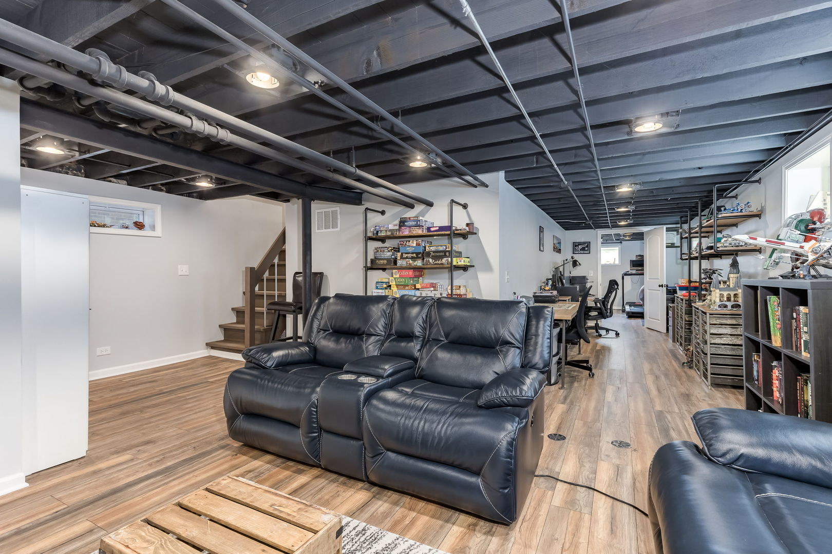 1709 N Newland Avenue