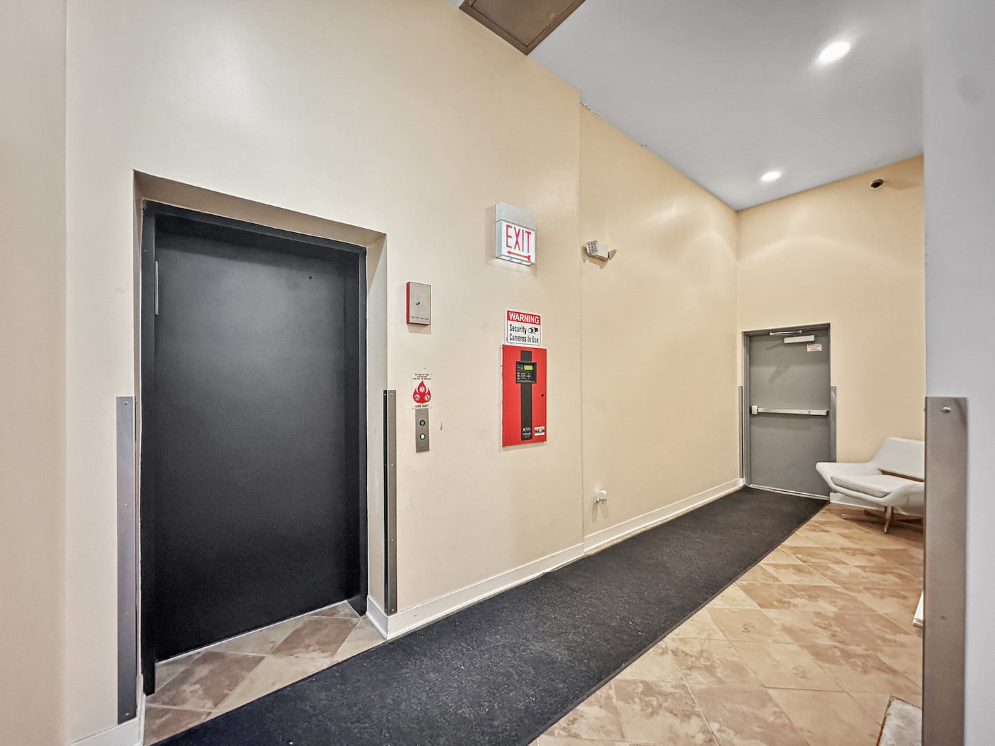 14 S Leavitt Street