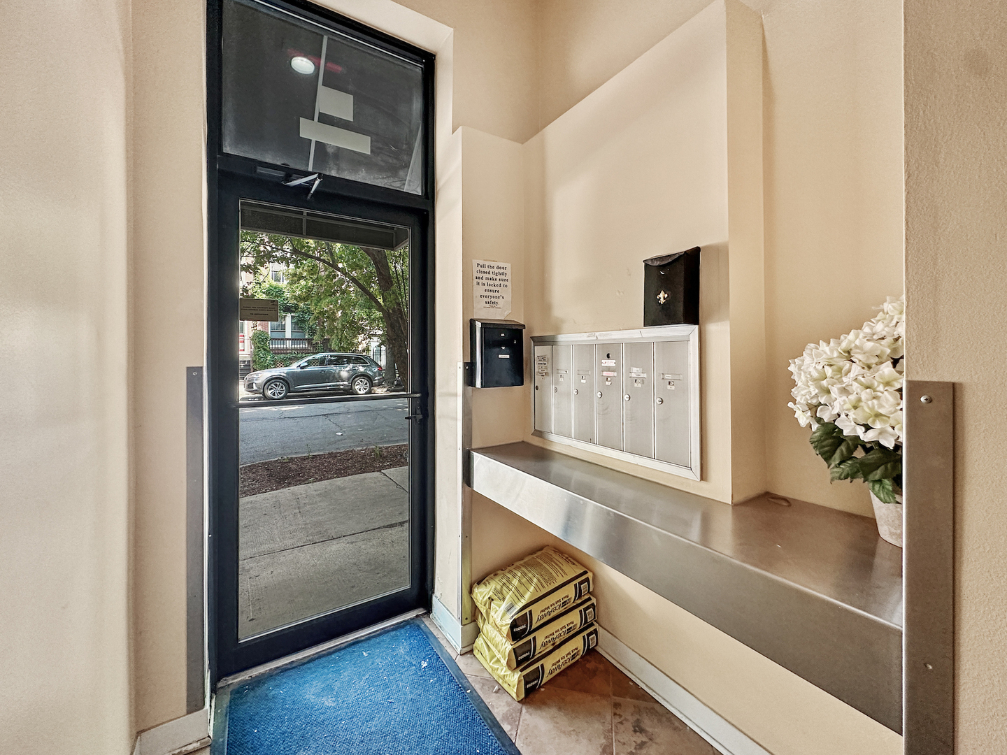 14 S Leavitt Street