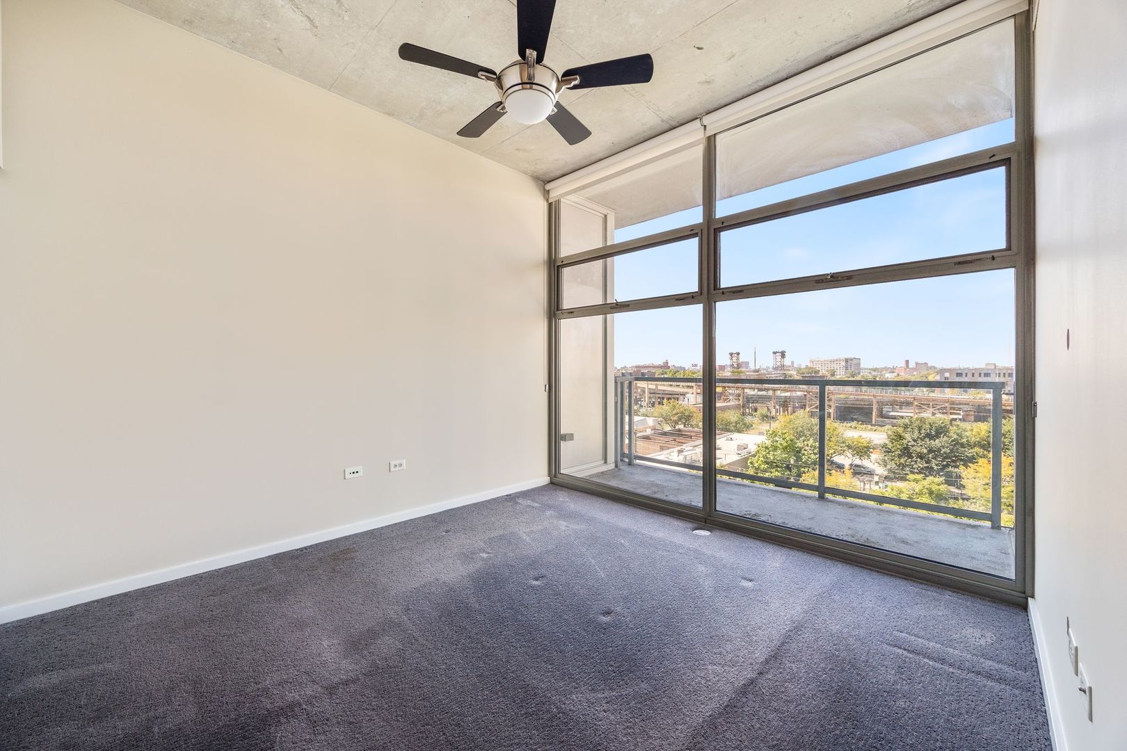 1620 S Michigan Avenue Unit: 619