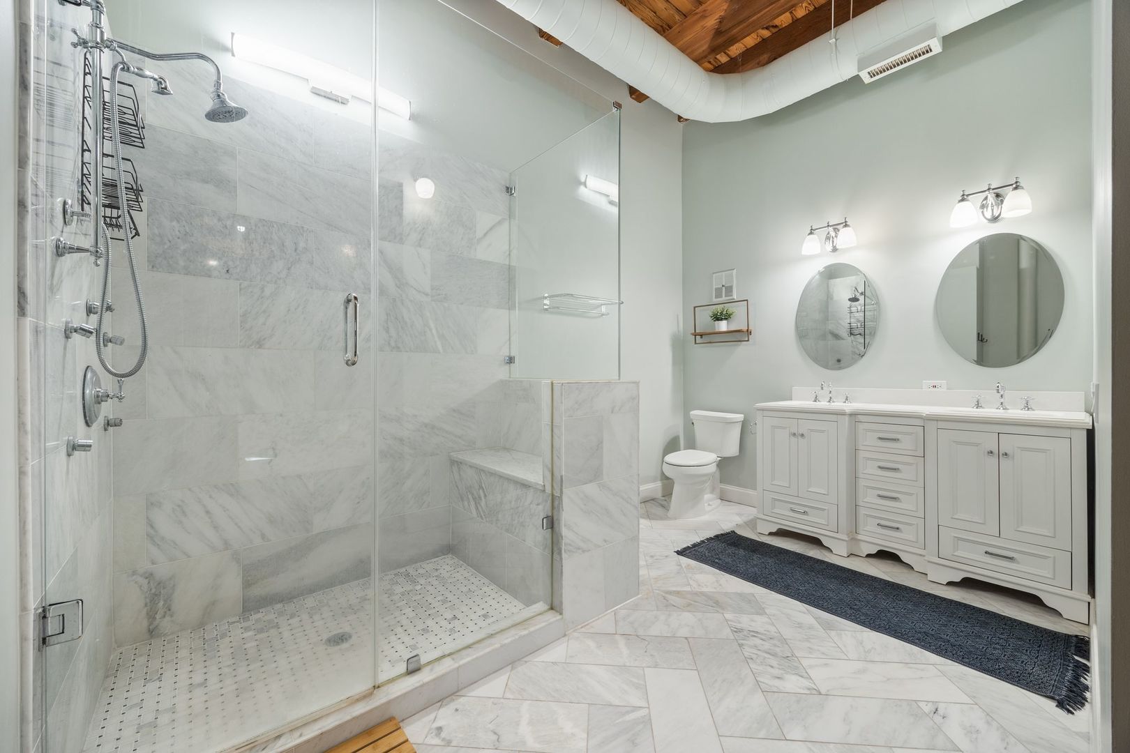 2222 N Racine Avenue Unit: 12