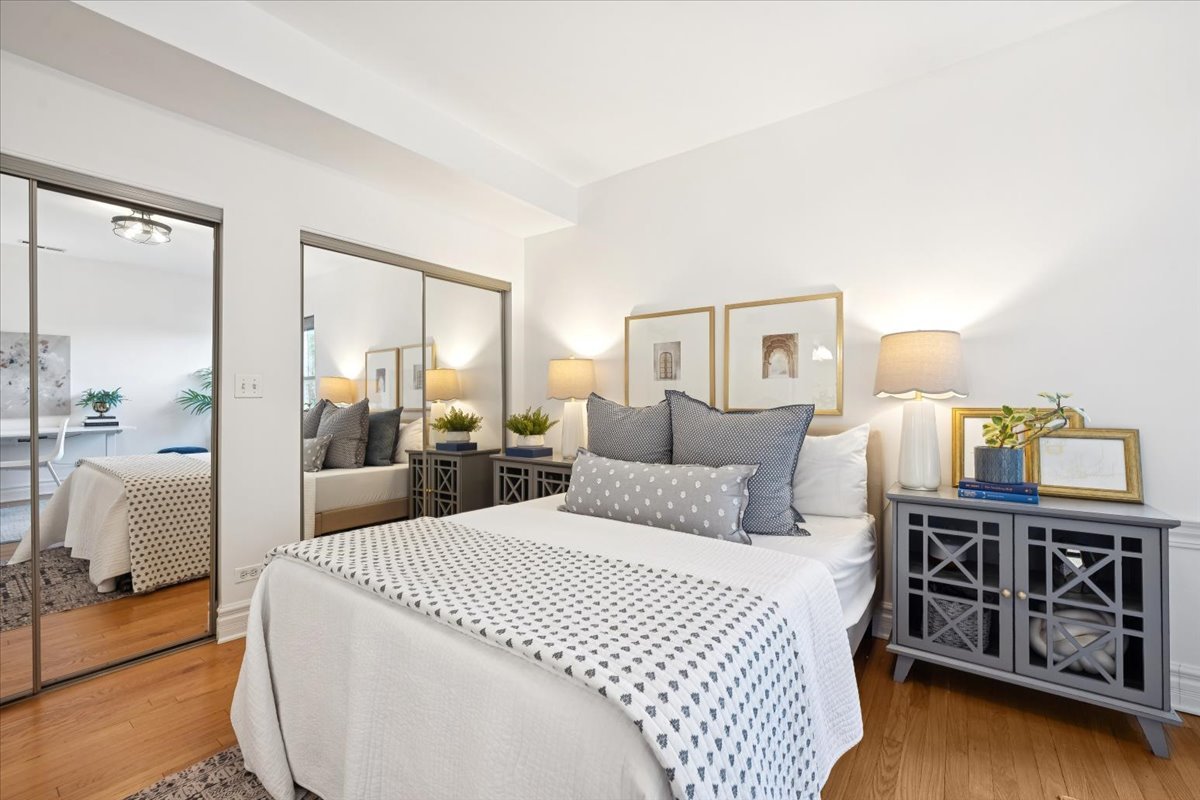 2139 N Kedzie Boulevard Unit: 2