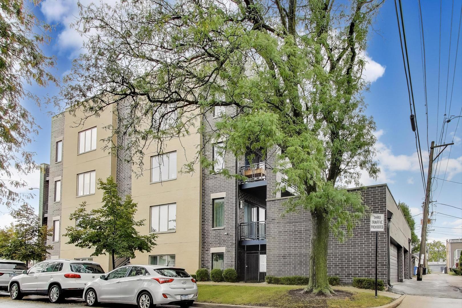 2352 W Winona Street Unit: 3E