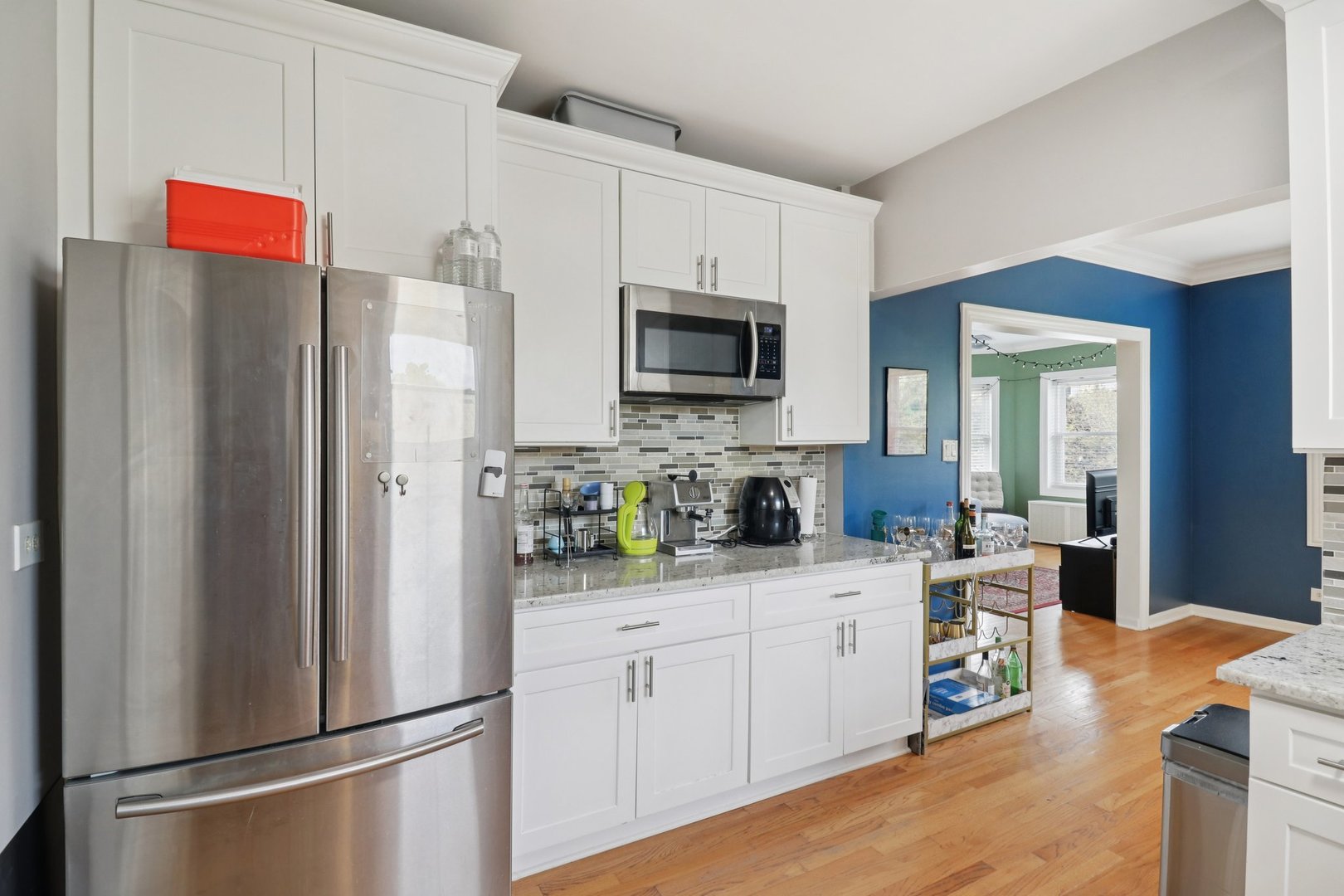 3558 W Belle Plaine Avenue Unit: 3