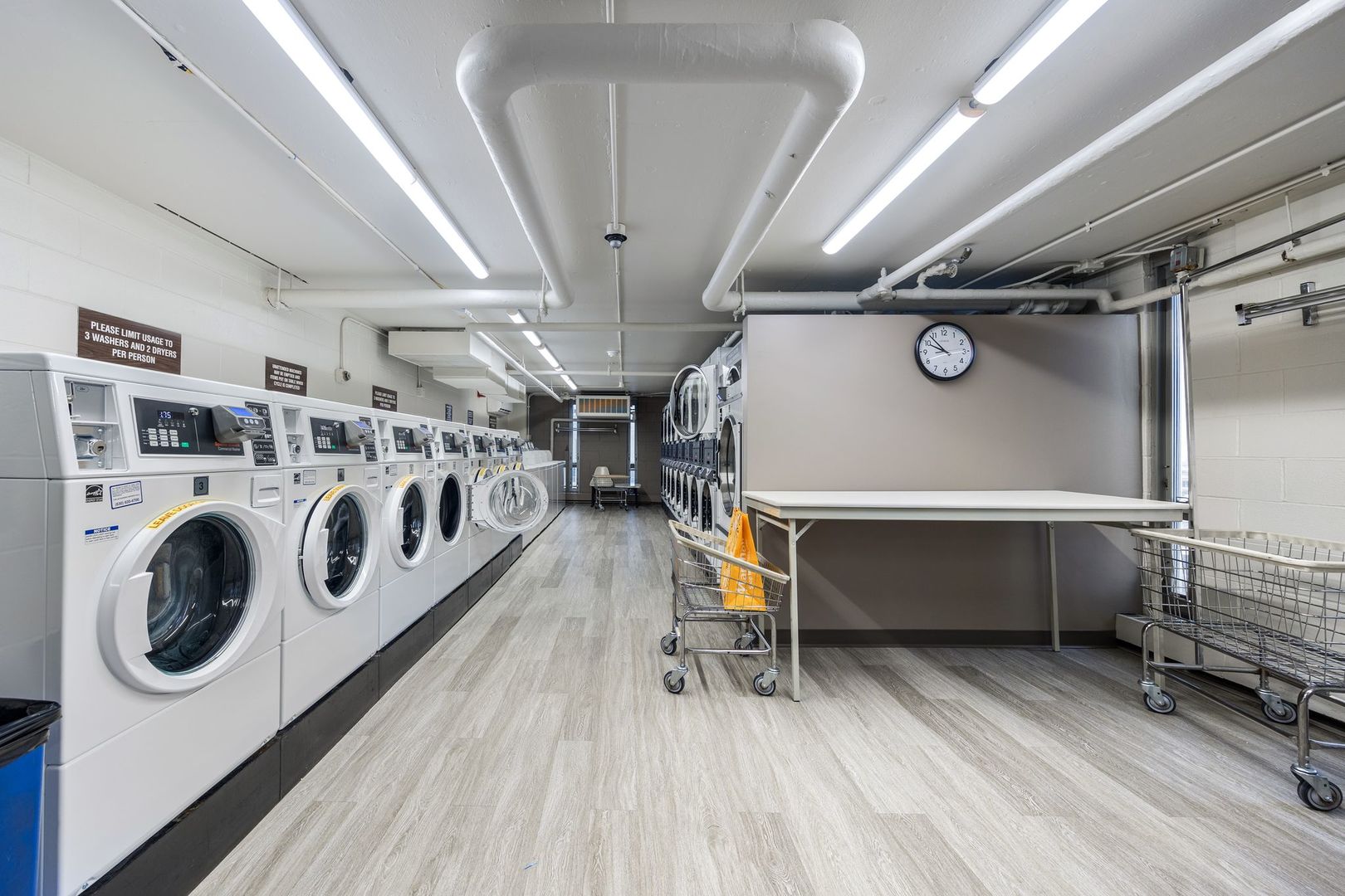 3550 N Lake Shore Drive Unit: 214