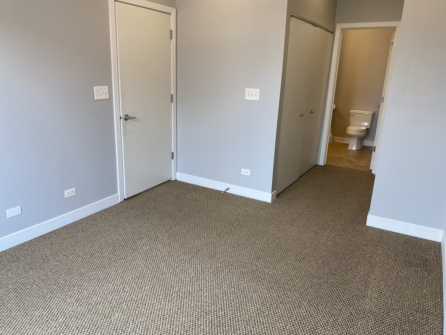 14 S Leavitt Street Unit: 3E