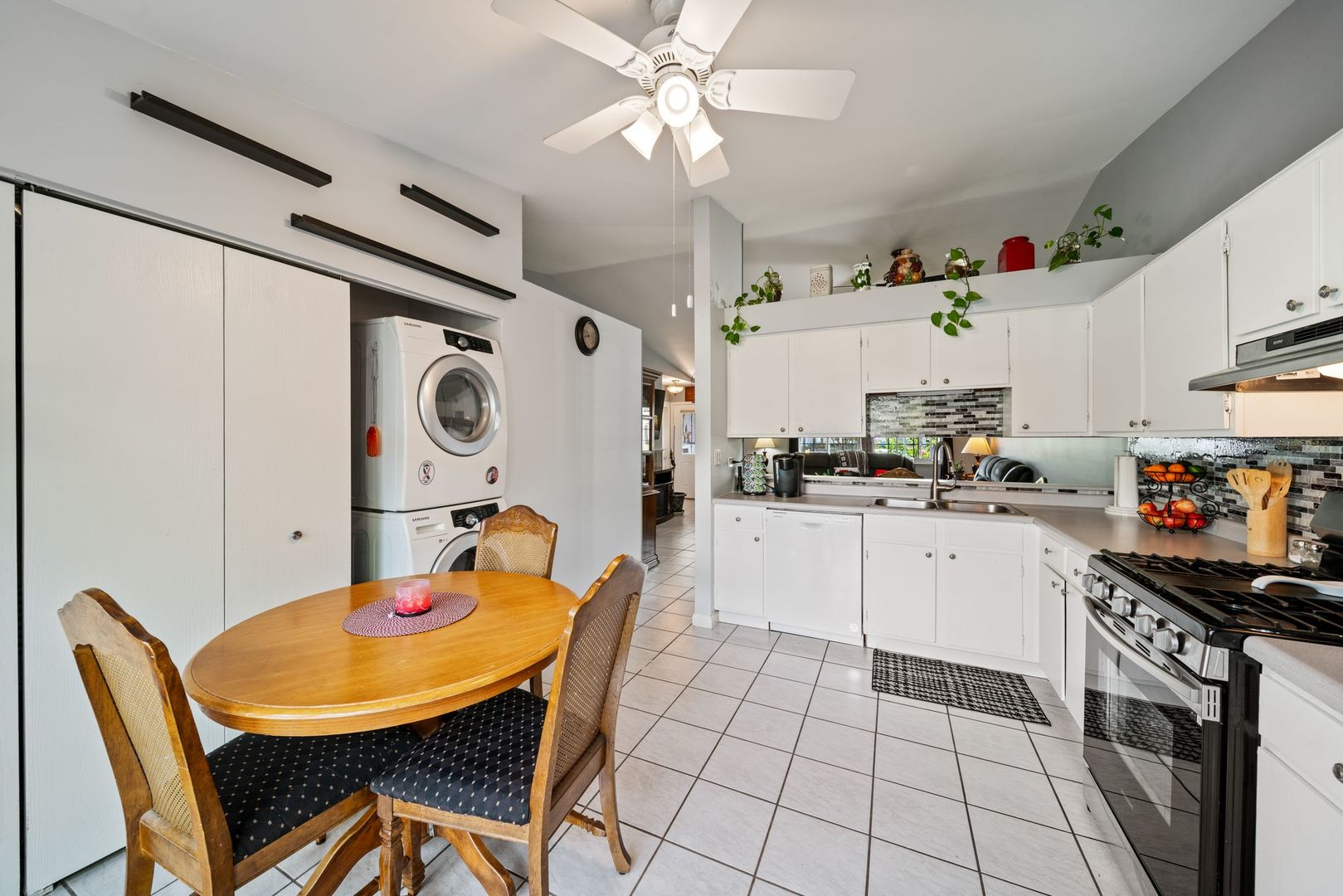 1292 Inverness Drive