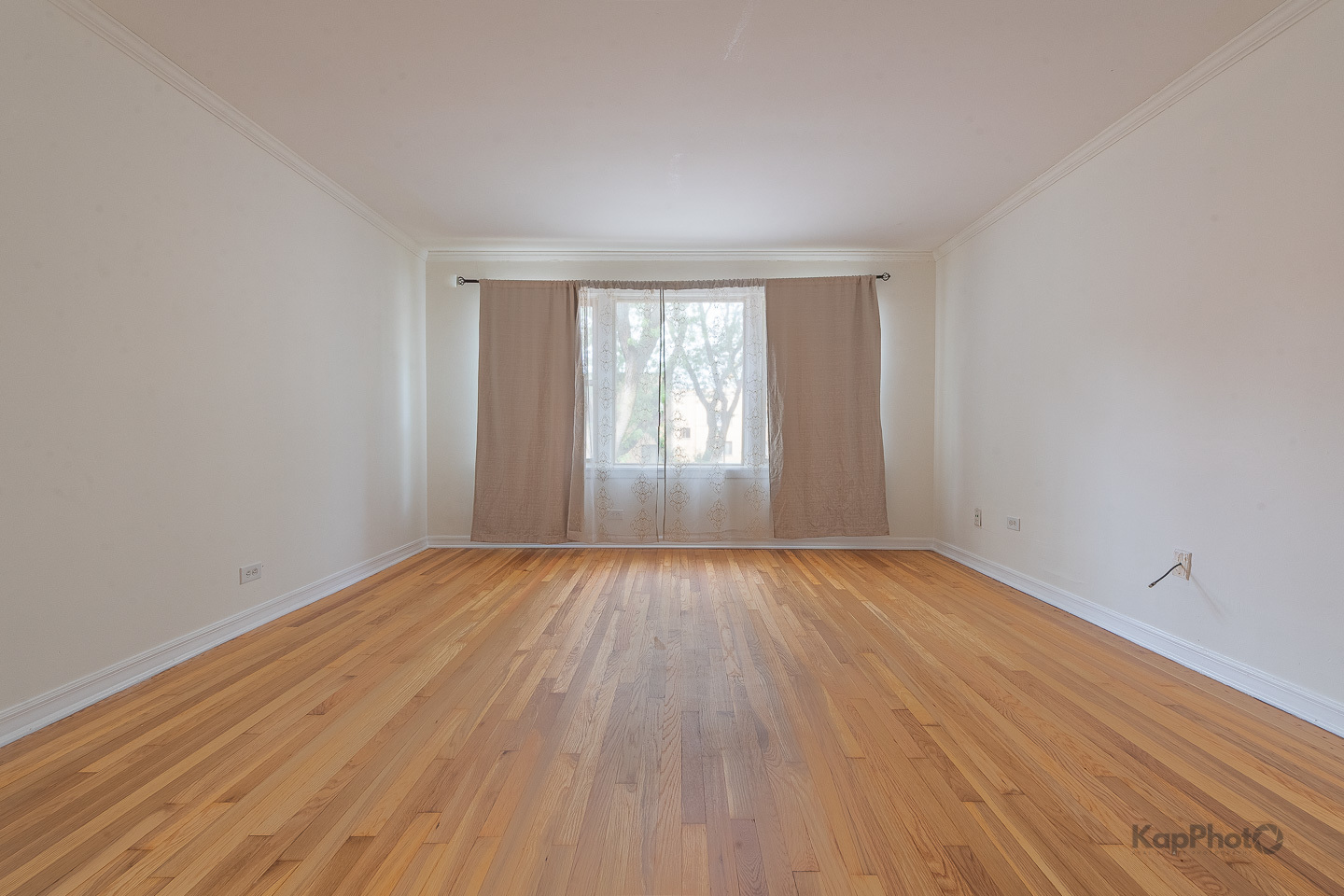 2041 W Jarvis Avenue Unit: 2E