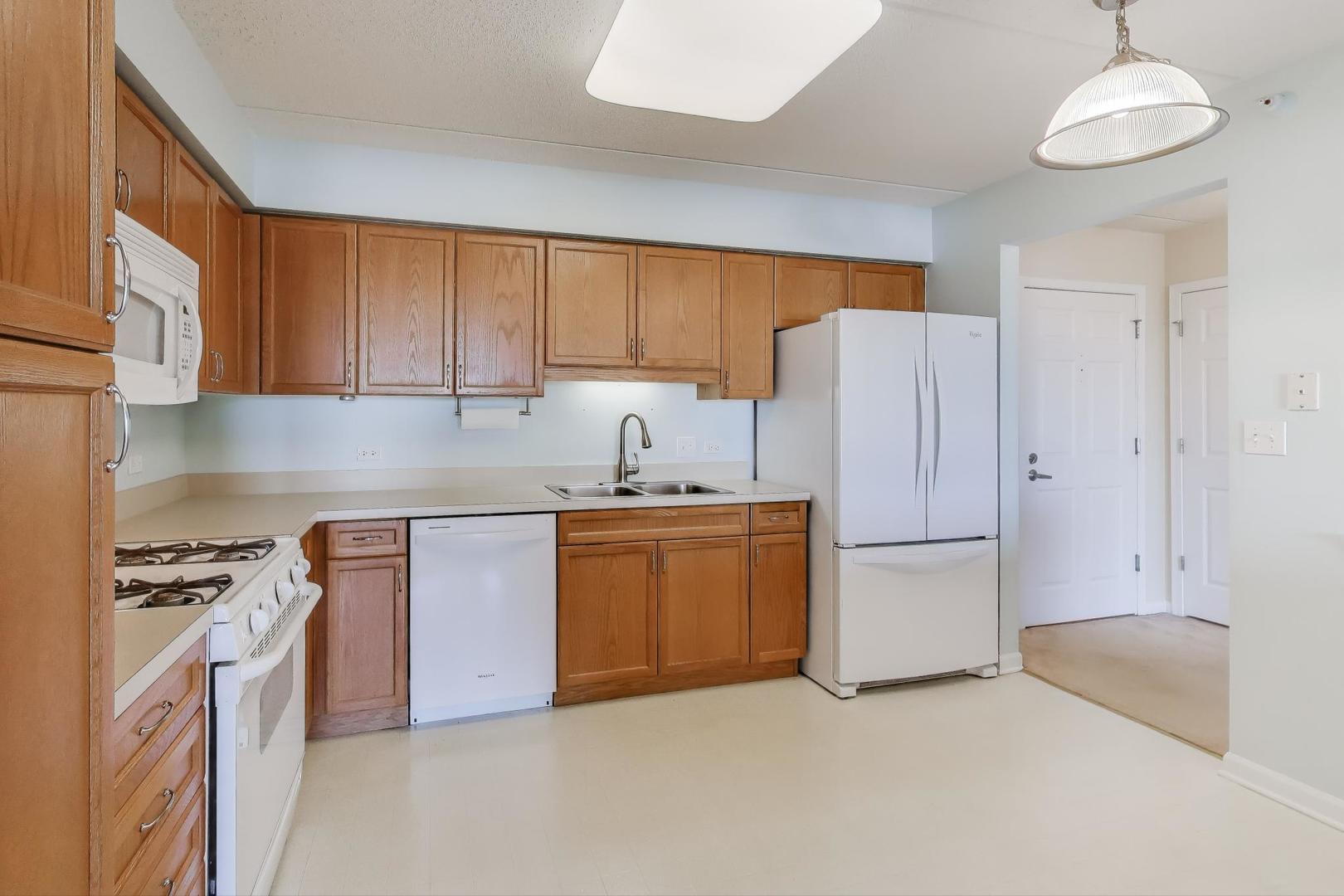 370 S WESTERN Avenue Unit: 505