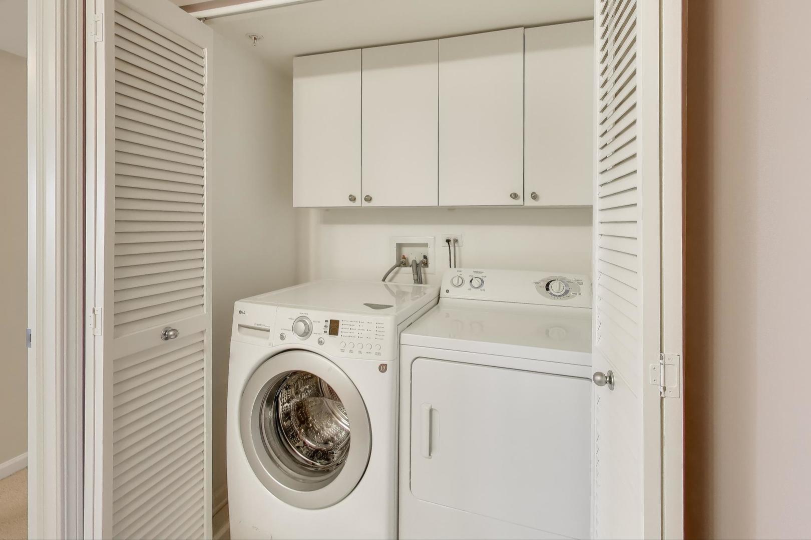 370 S WESTERN Avenue Unit: 505