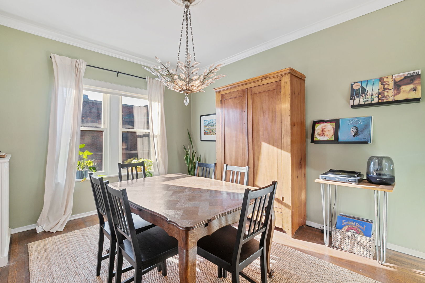 529 W Brompton Avenue Unit: 3N