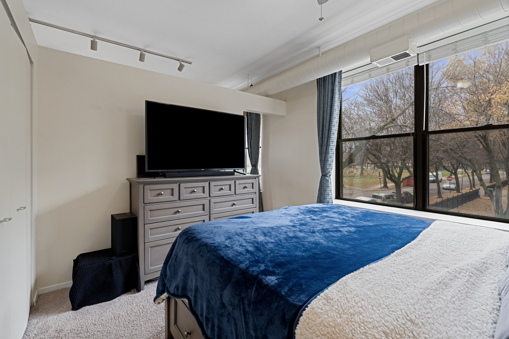 811 S Lytle Street Unit: 103