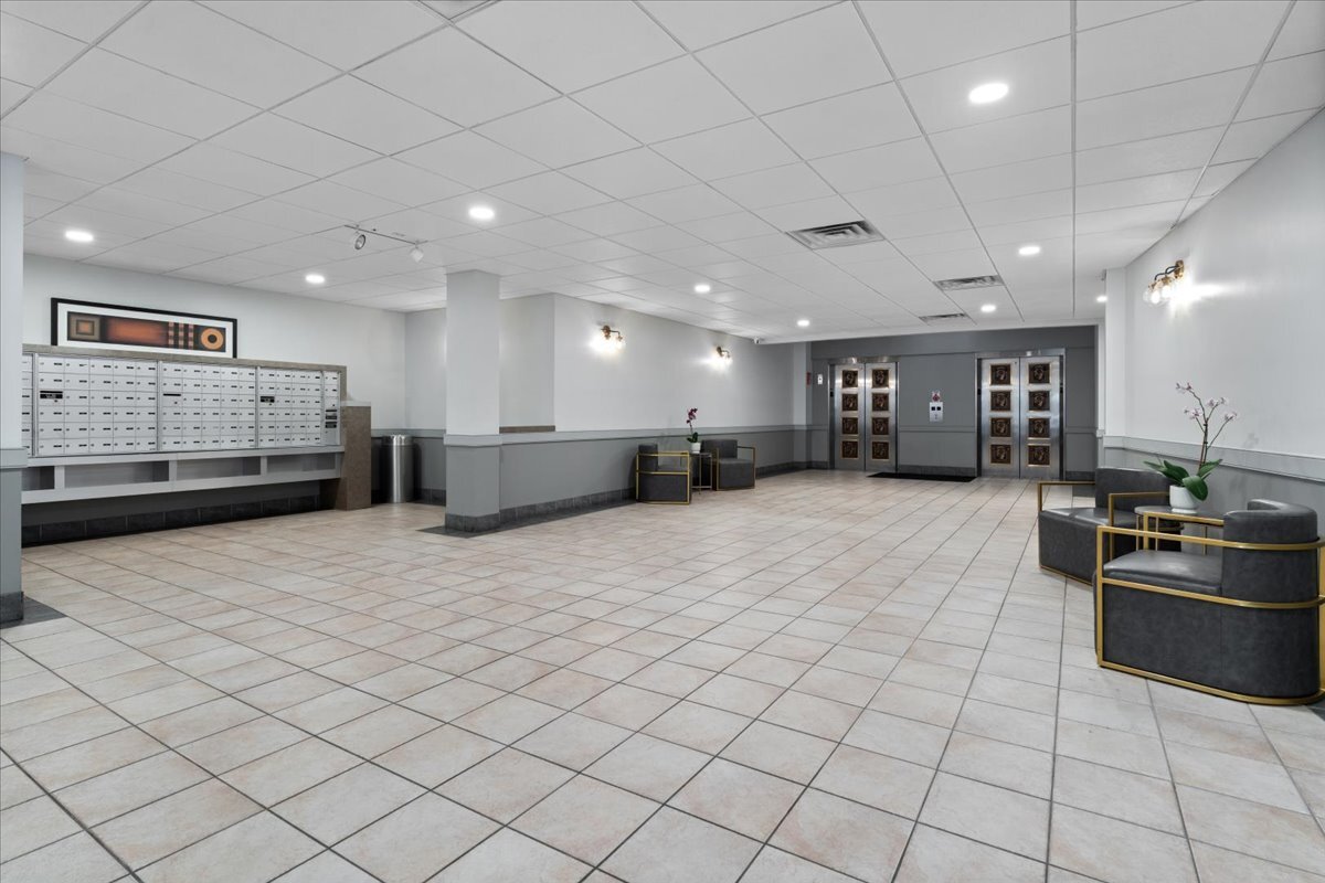 811 S Lytle Street Unit: 103