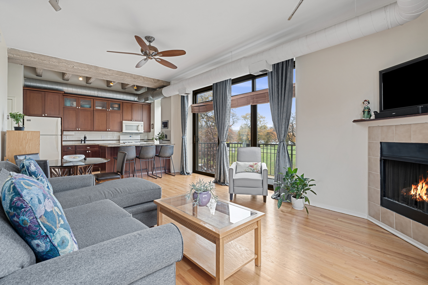 811 S Lytle Street Unit: 103