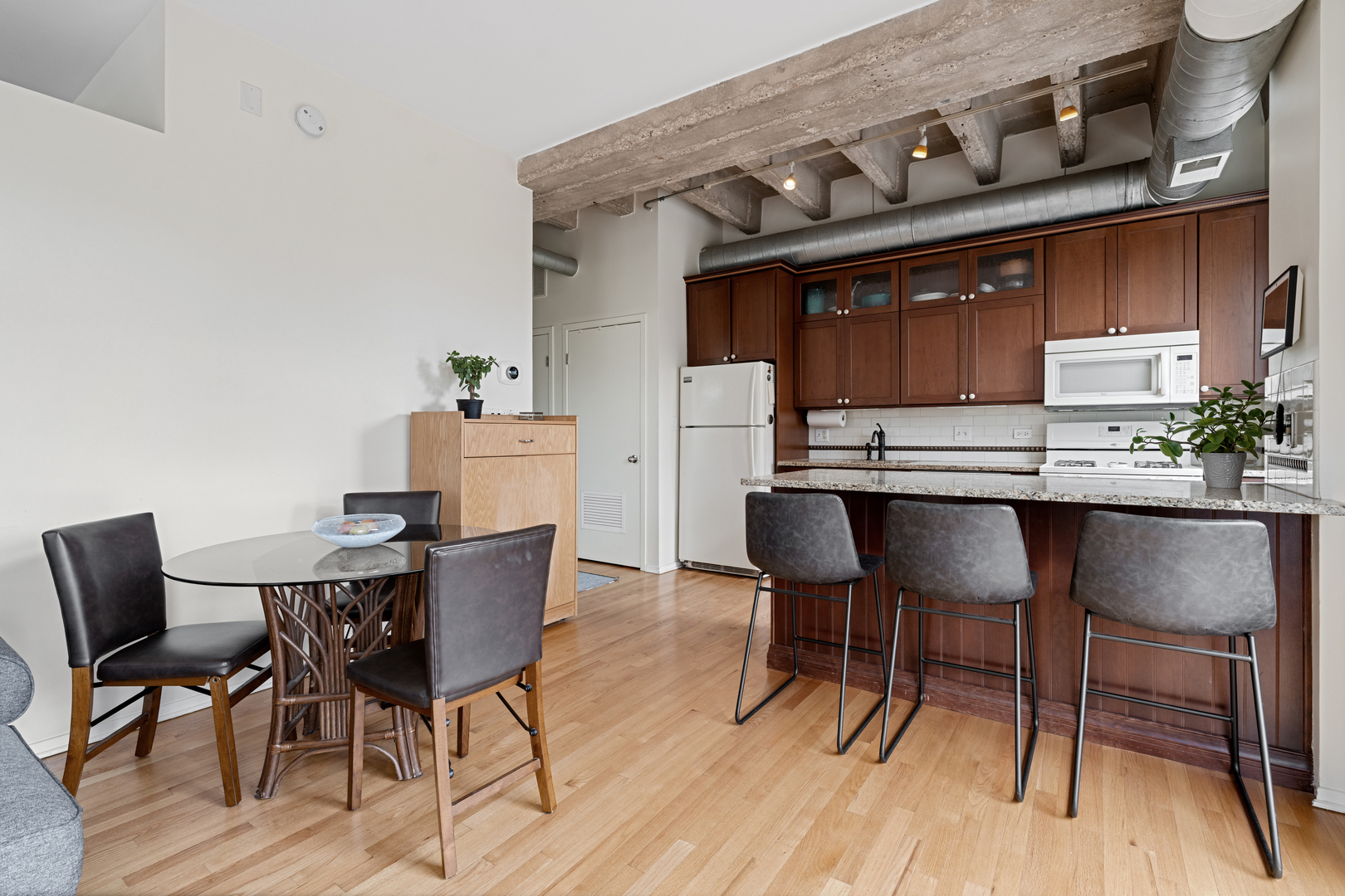 811 S Lytle Street Unit: 103