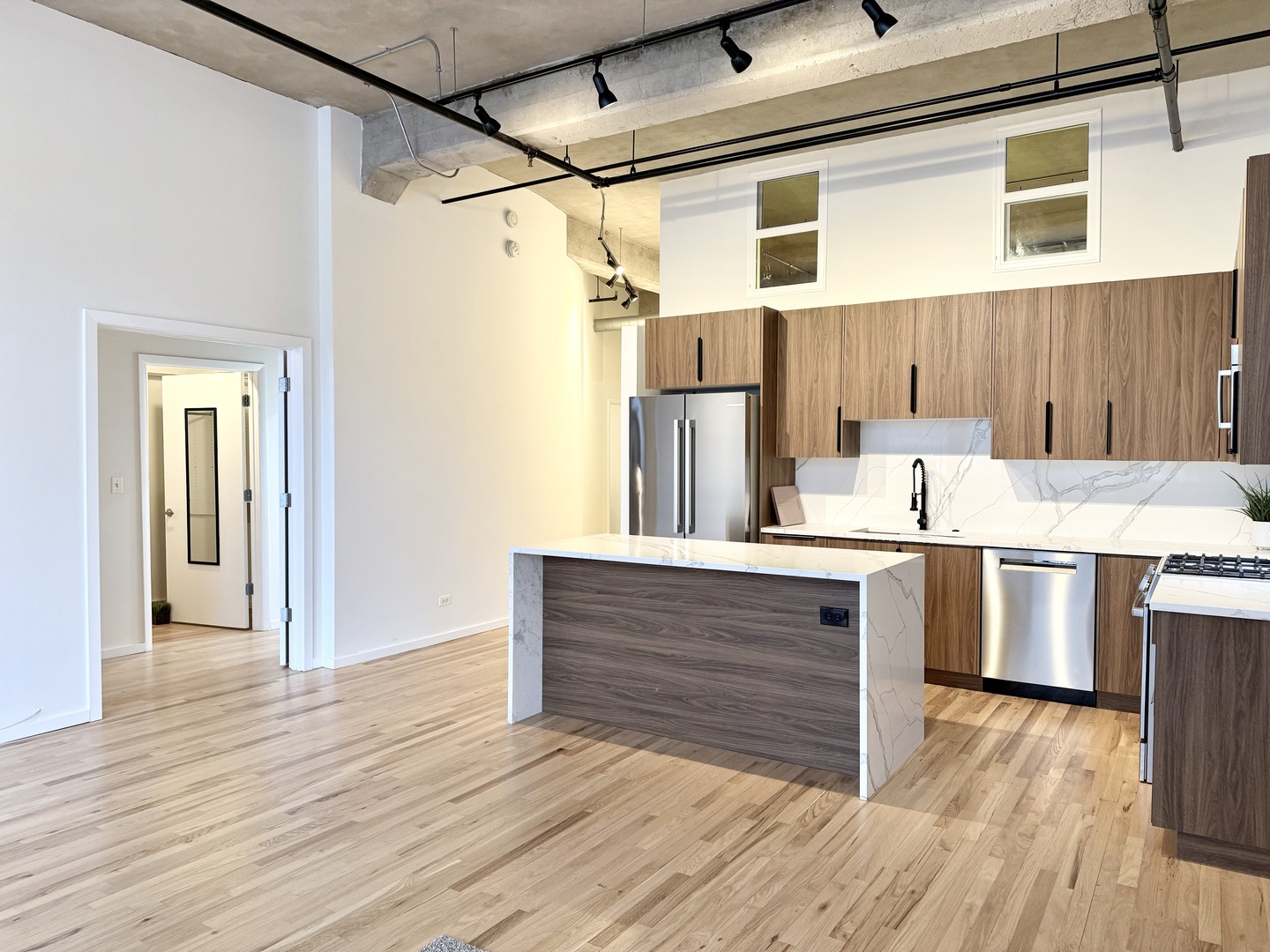 817 W Washington Boulevard Unit: 503