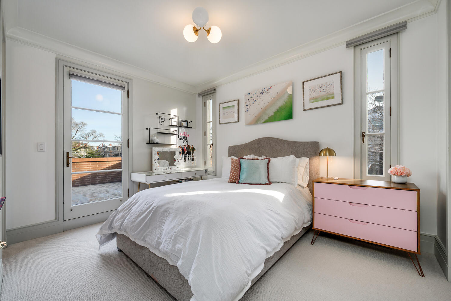 2214 N Magnolia Avenue