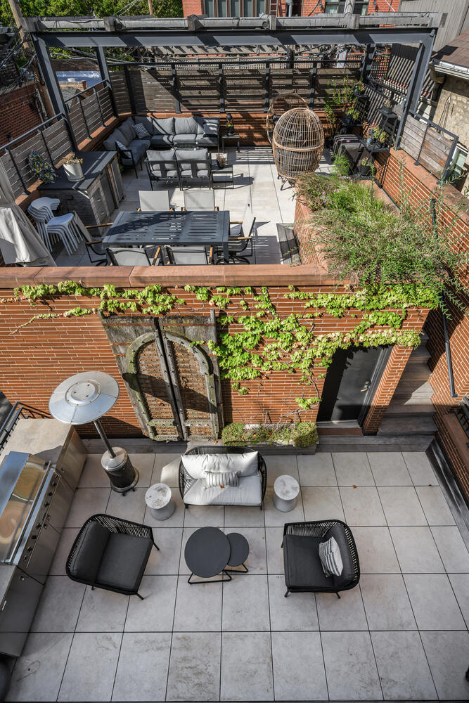 2214 N Magnolia Avenue