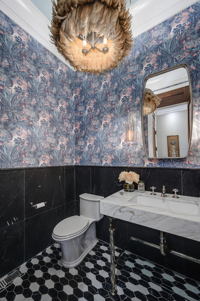 2214 N Magnolia Avenue