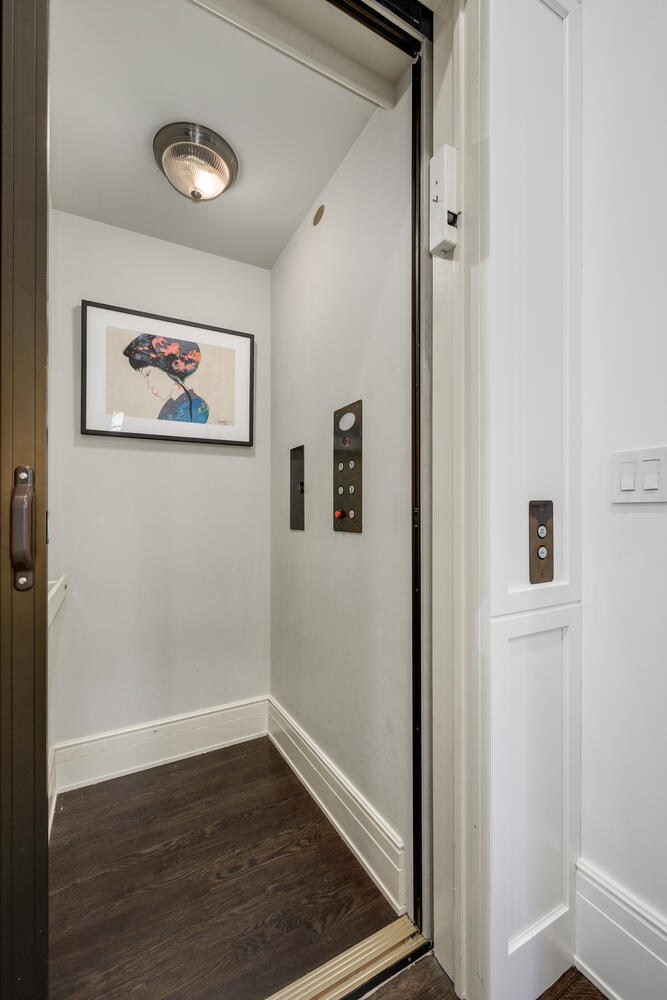 2214 N Magnolia Avenue