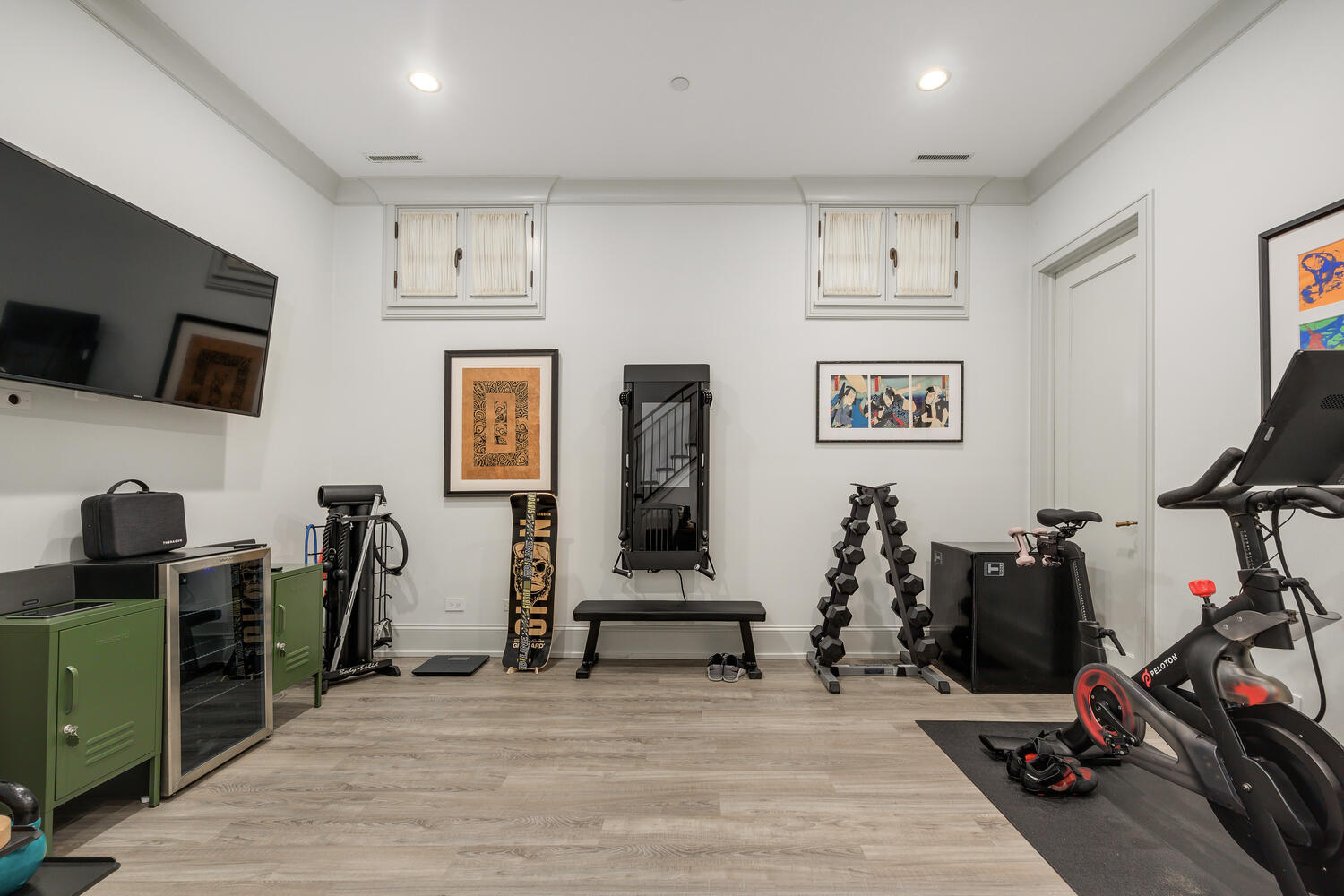 2214 N Magnolia Avenue