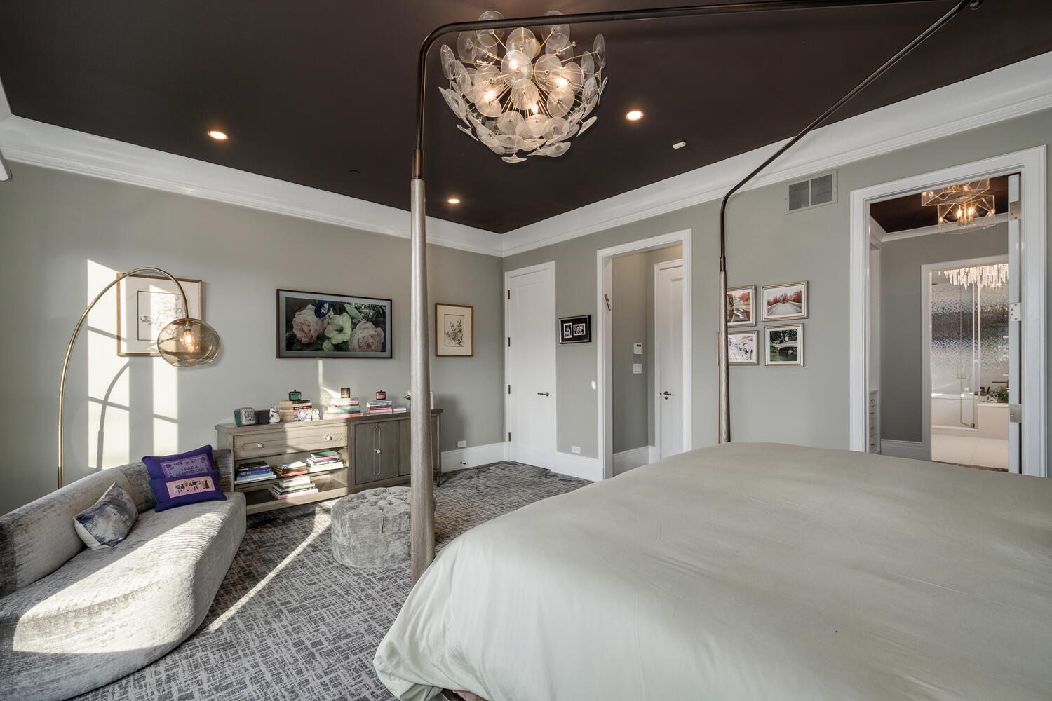 2214 N Magnolia Avenue