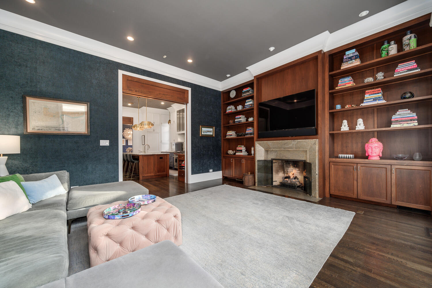 2214 N Magnolia Avenue