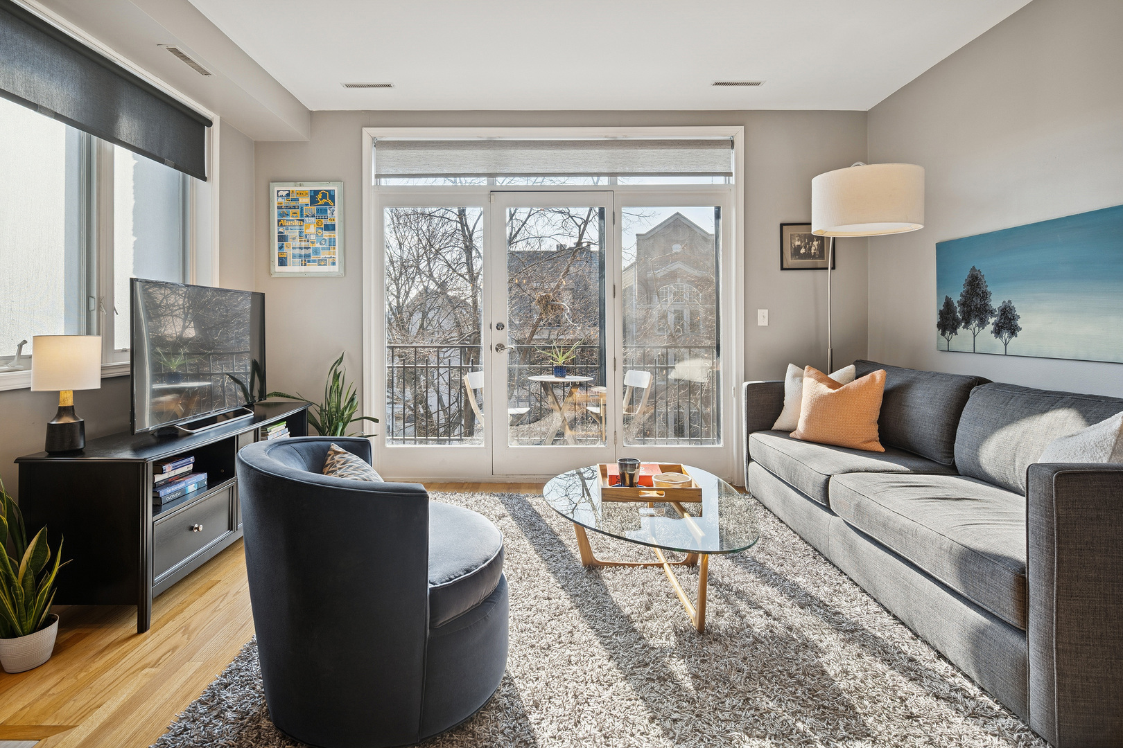 1728 W ROSCOE Avenue Unit: 3E