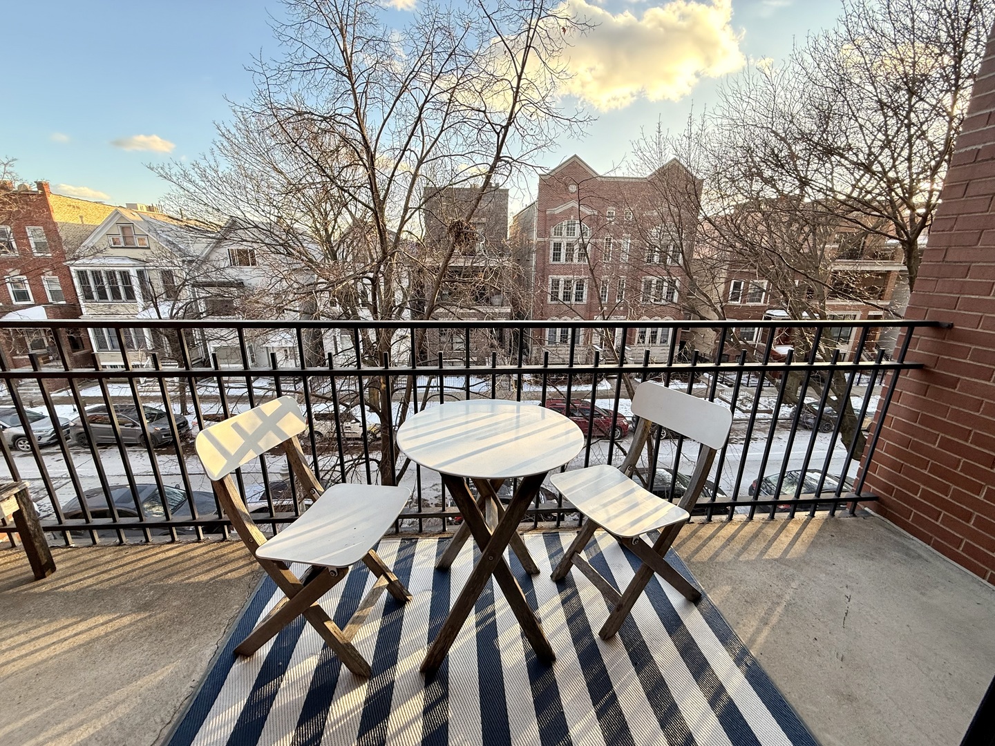 1728 W ROSCOE Avenue Unit: 3E