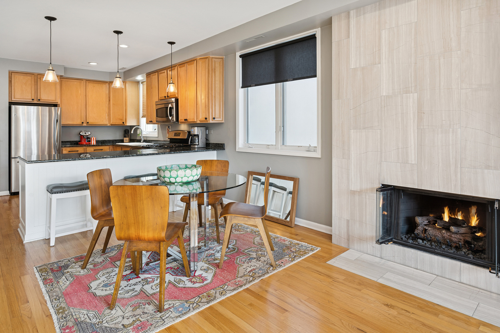 1728 W ROSCOE Avenue Unit: 3E