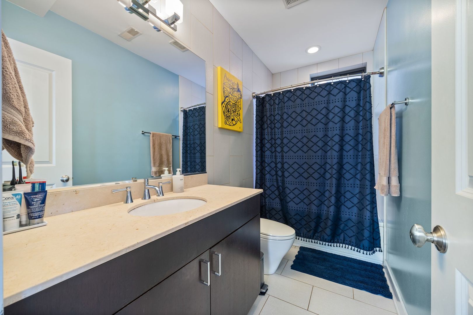 1951 W Byron Street Unit: 2W