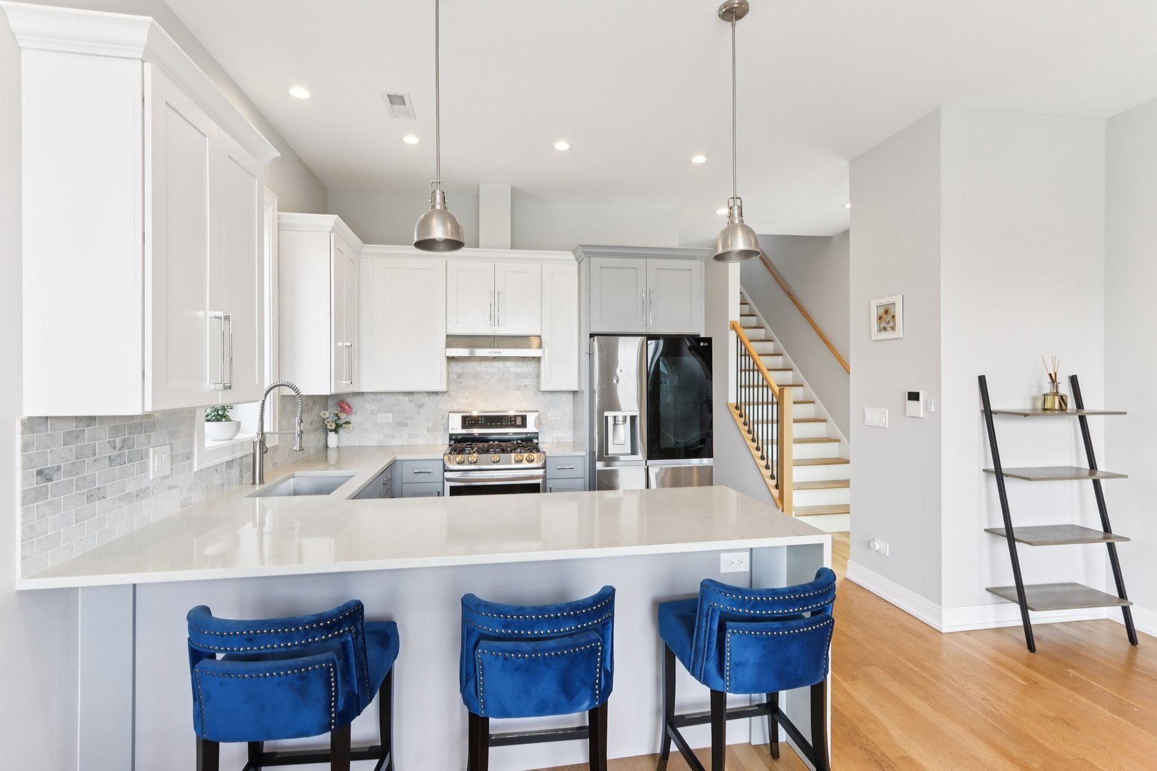 1631 S Carpenter Street Unit: 3