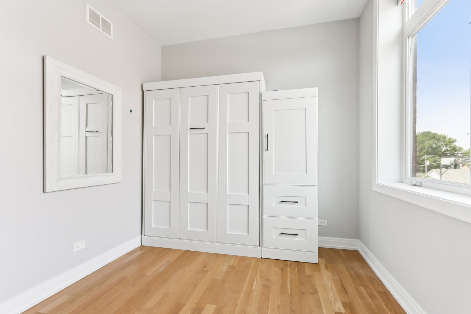 1631 S Carpenter Street Unit: 3