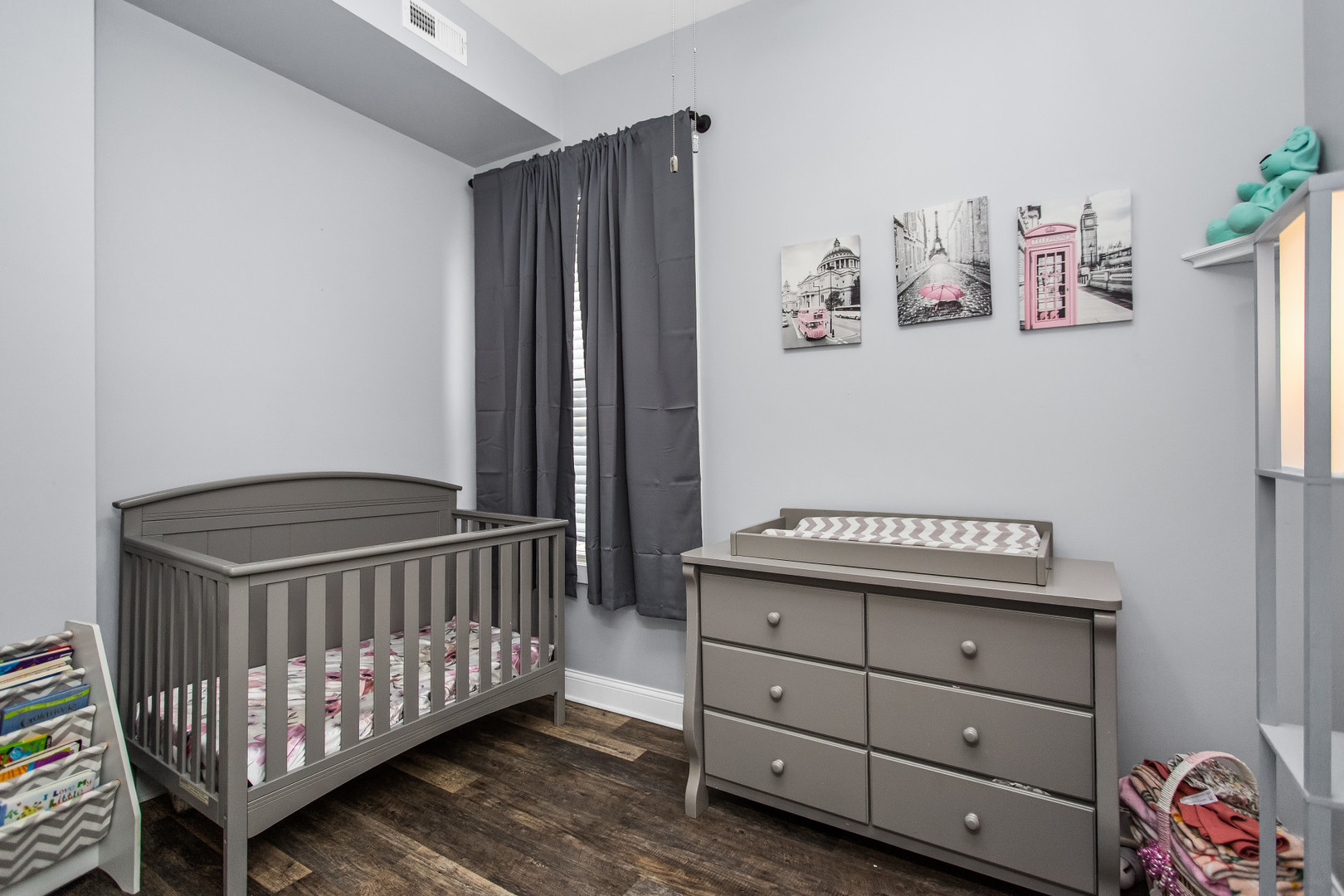 3339 W Le Moyne Street