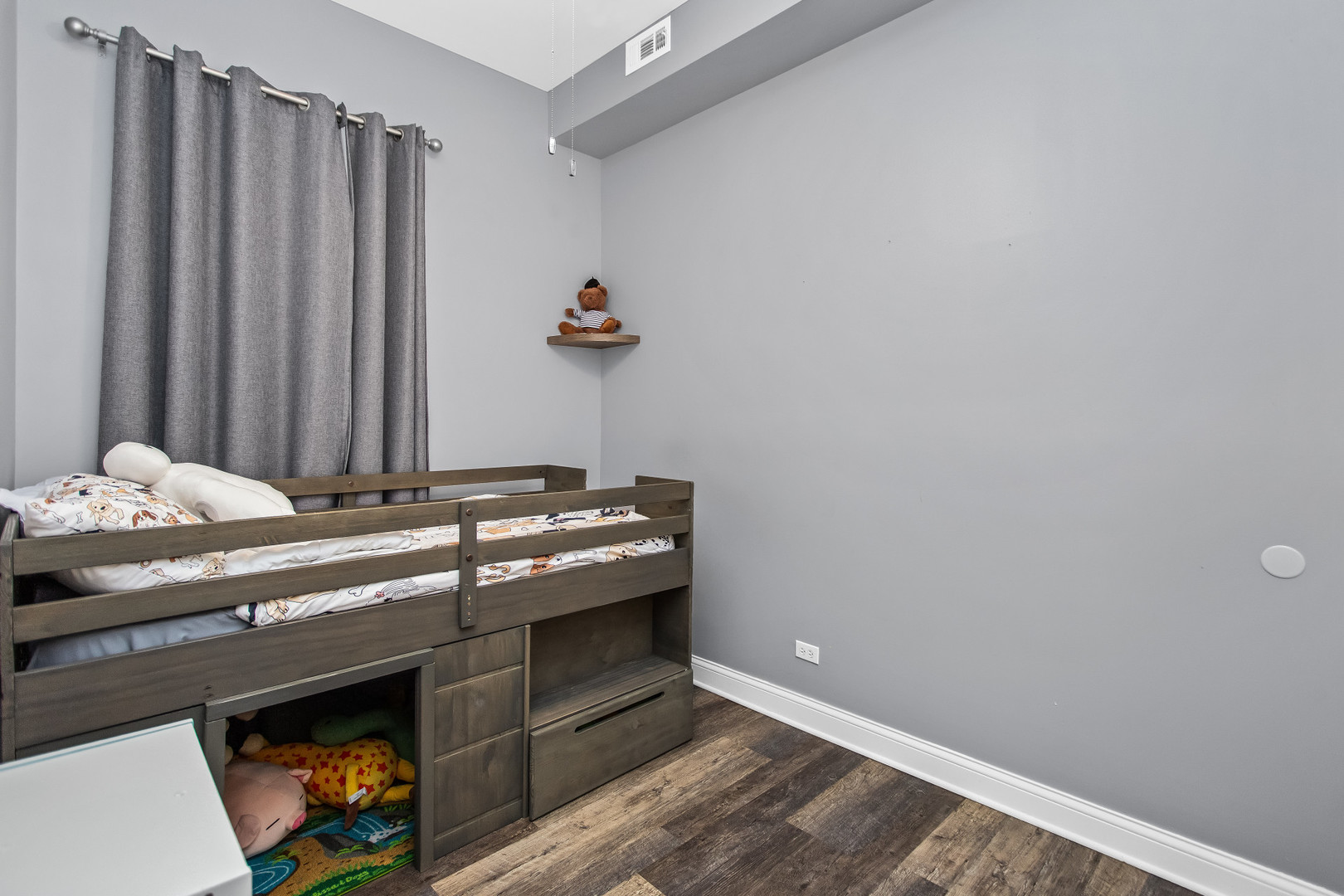 3339 W Le Moyne Street