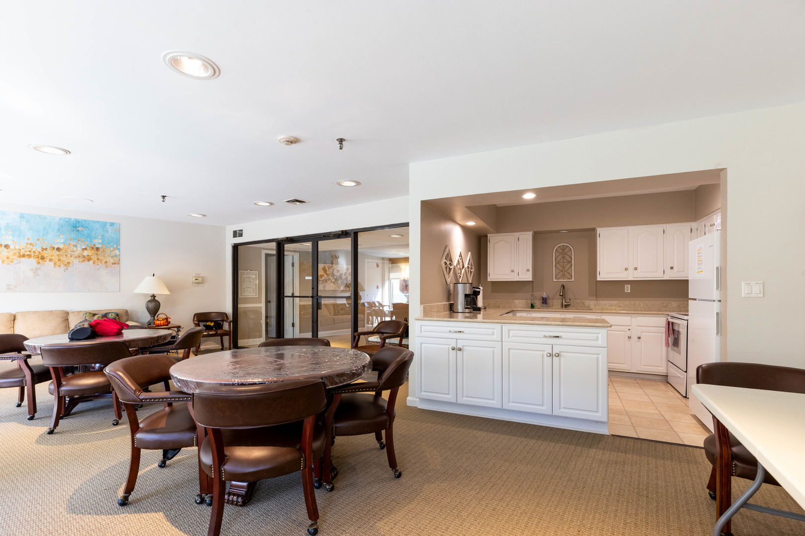 701 Lake Hinsdale Drive Unit: 306