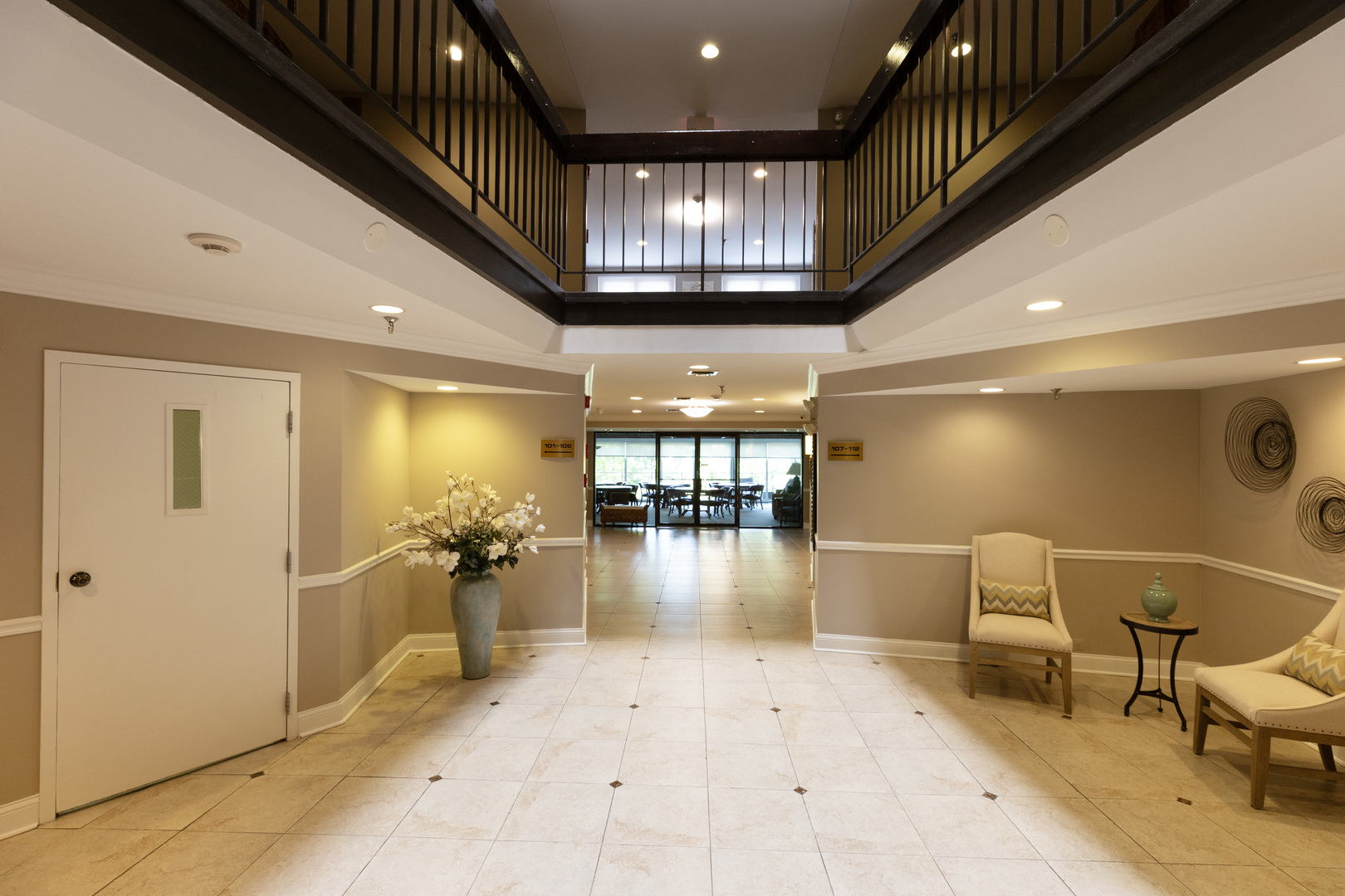 701 Lake Hinsdale Drive Unit: 306