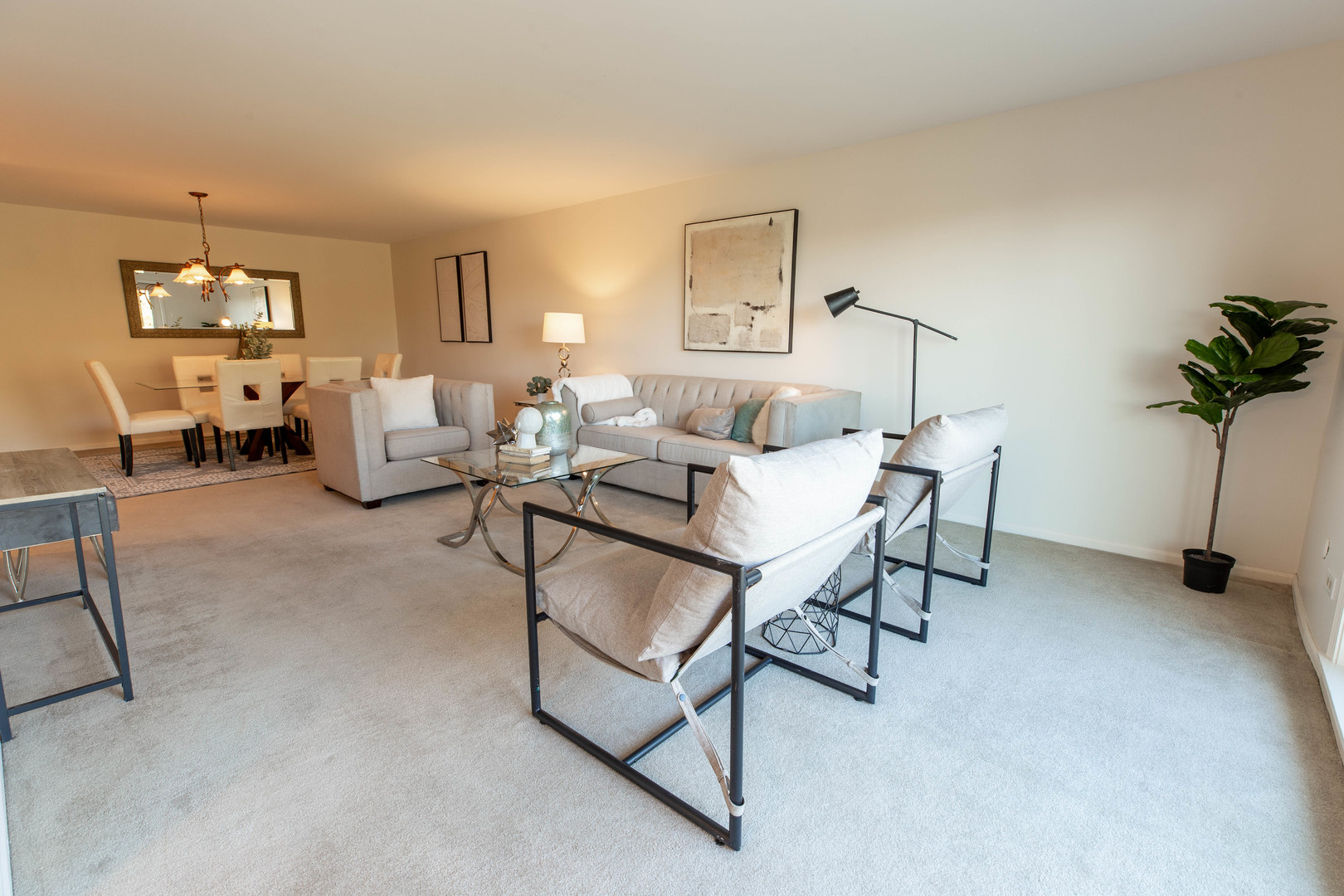 701 Lake Hinsdale Drive Unit: 306