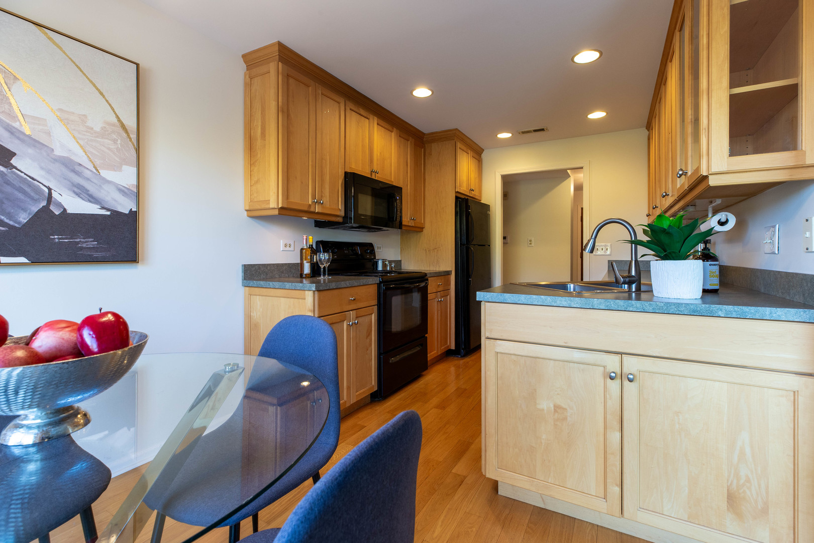 701 Lake Hinsdale Drive Unit: 306