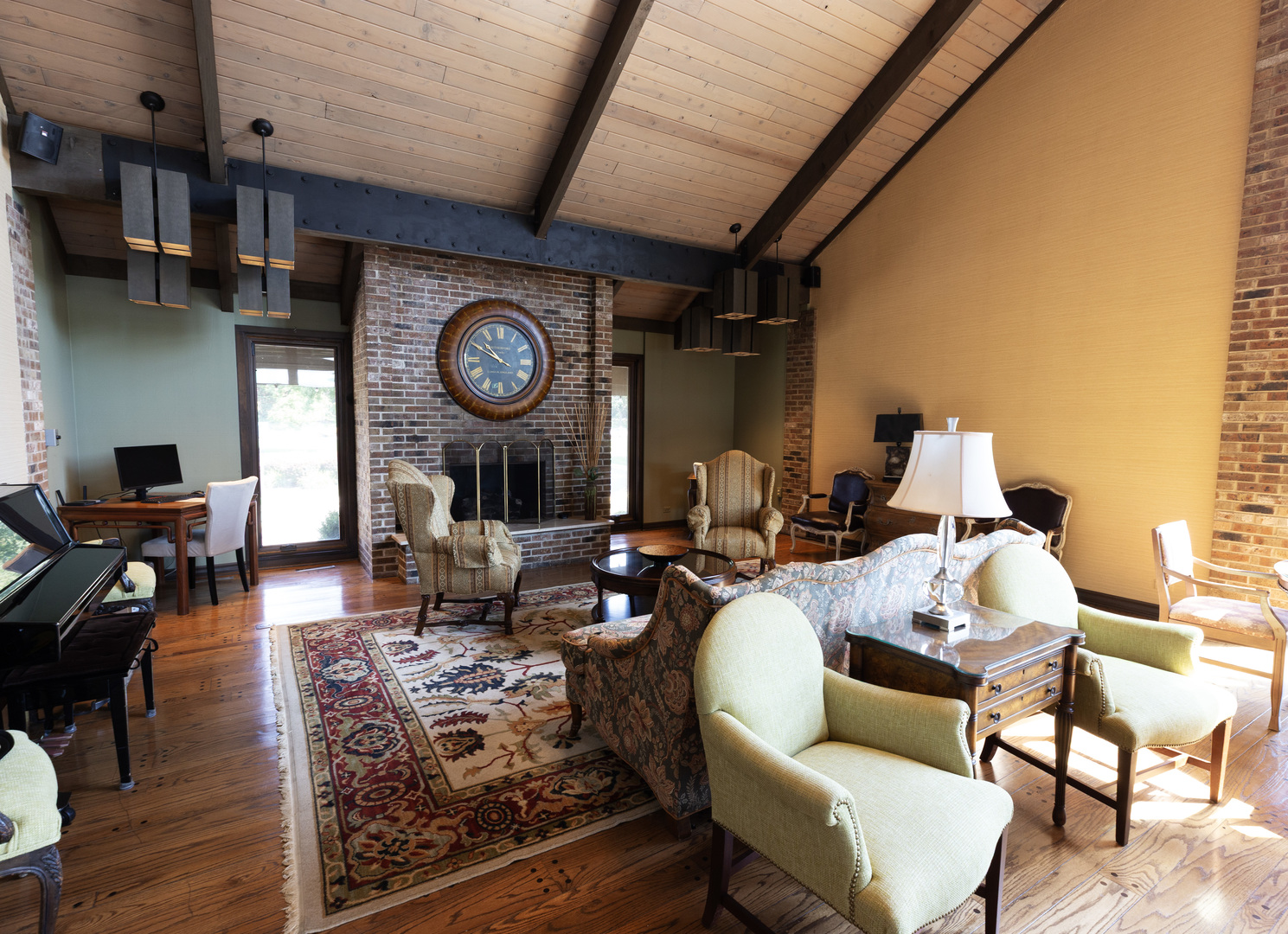 701 Lake Hinsdale Drive Unit: 306