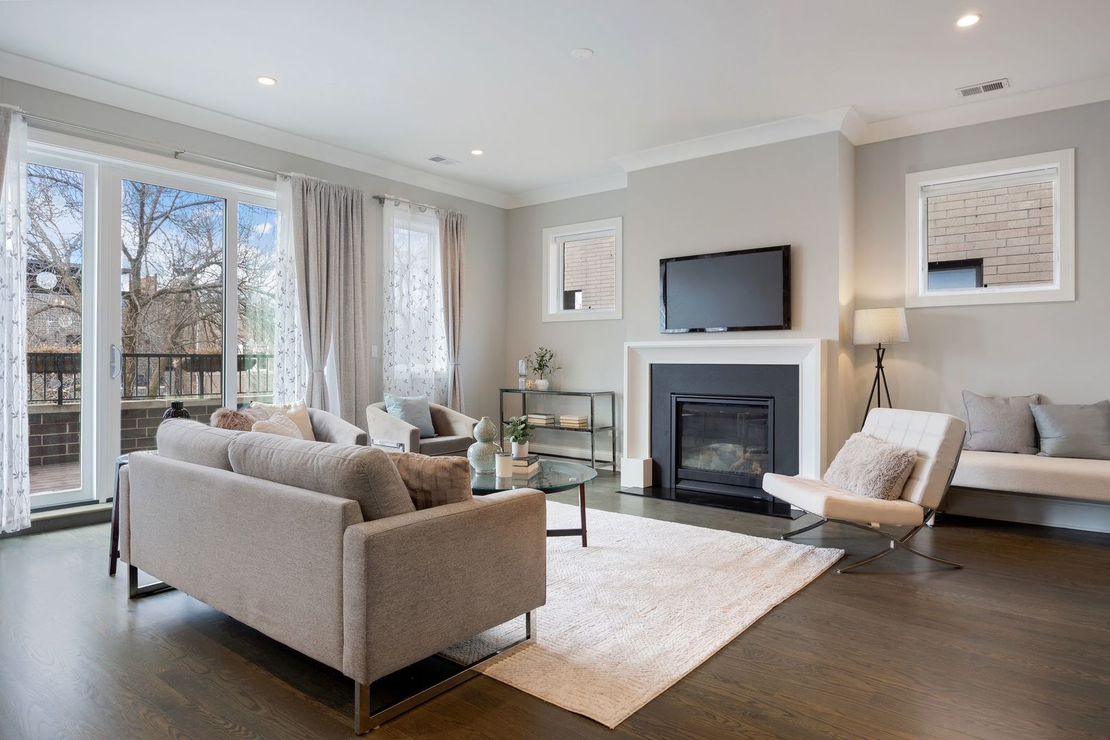 2649 N Racine Avenue Unit: 3N