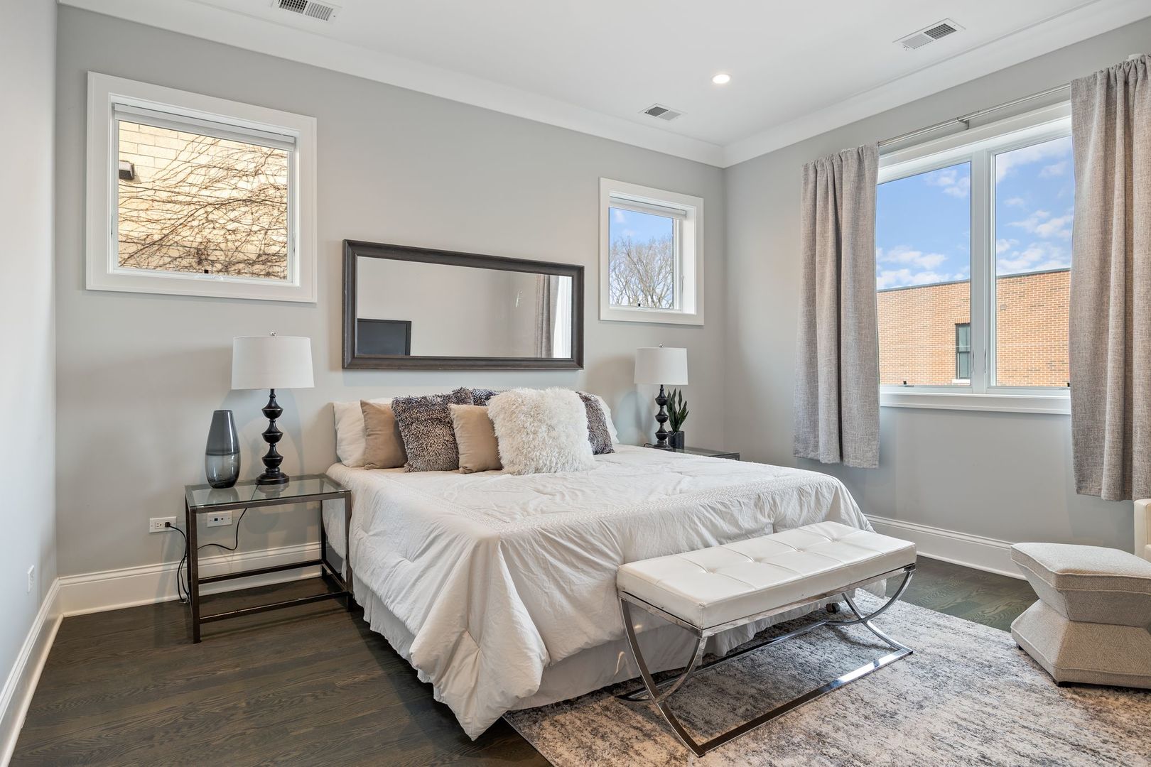 2649 N Racine Avenue Unit: 3N