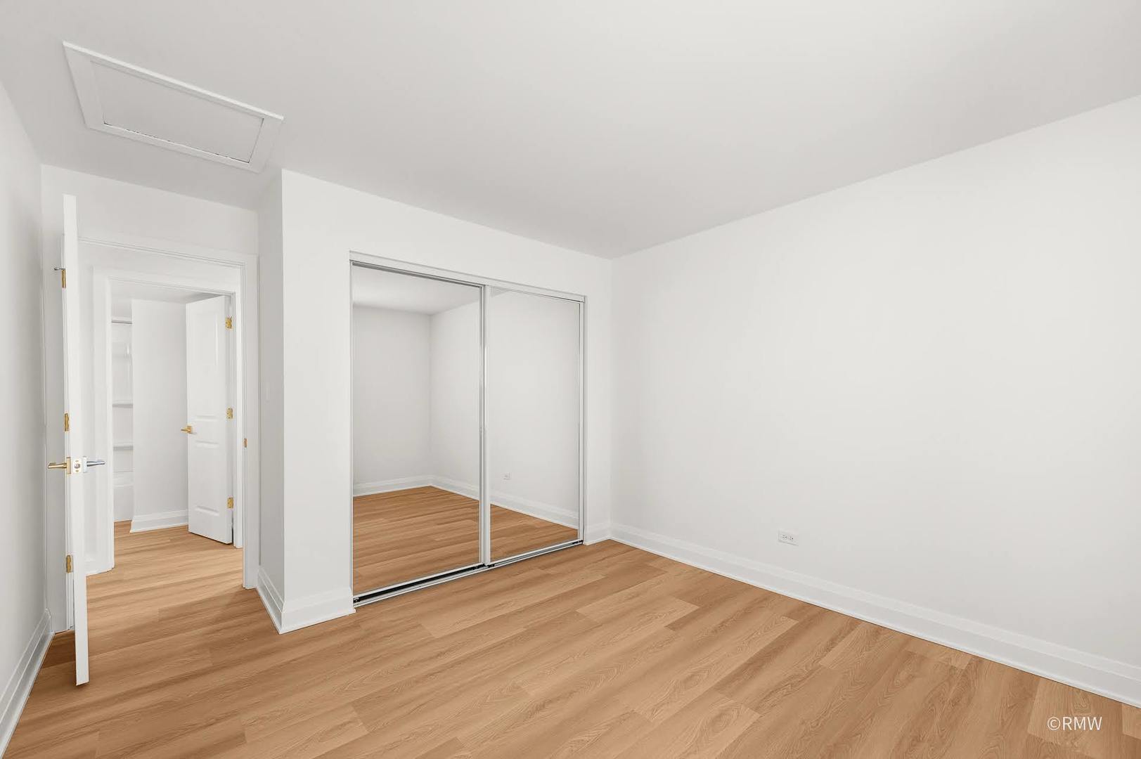110 N Willow Road Unit: 4