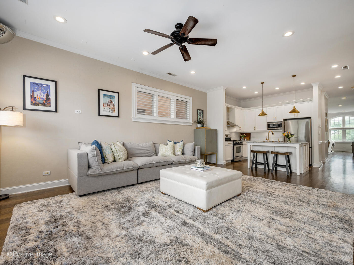 1718 W Superior Street Unit: 2E