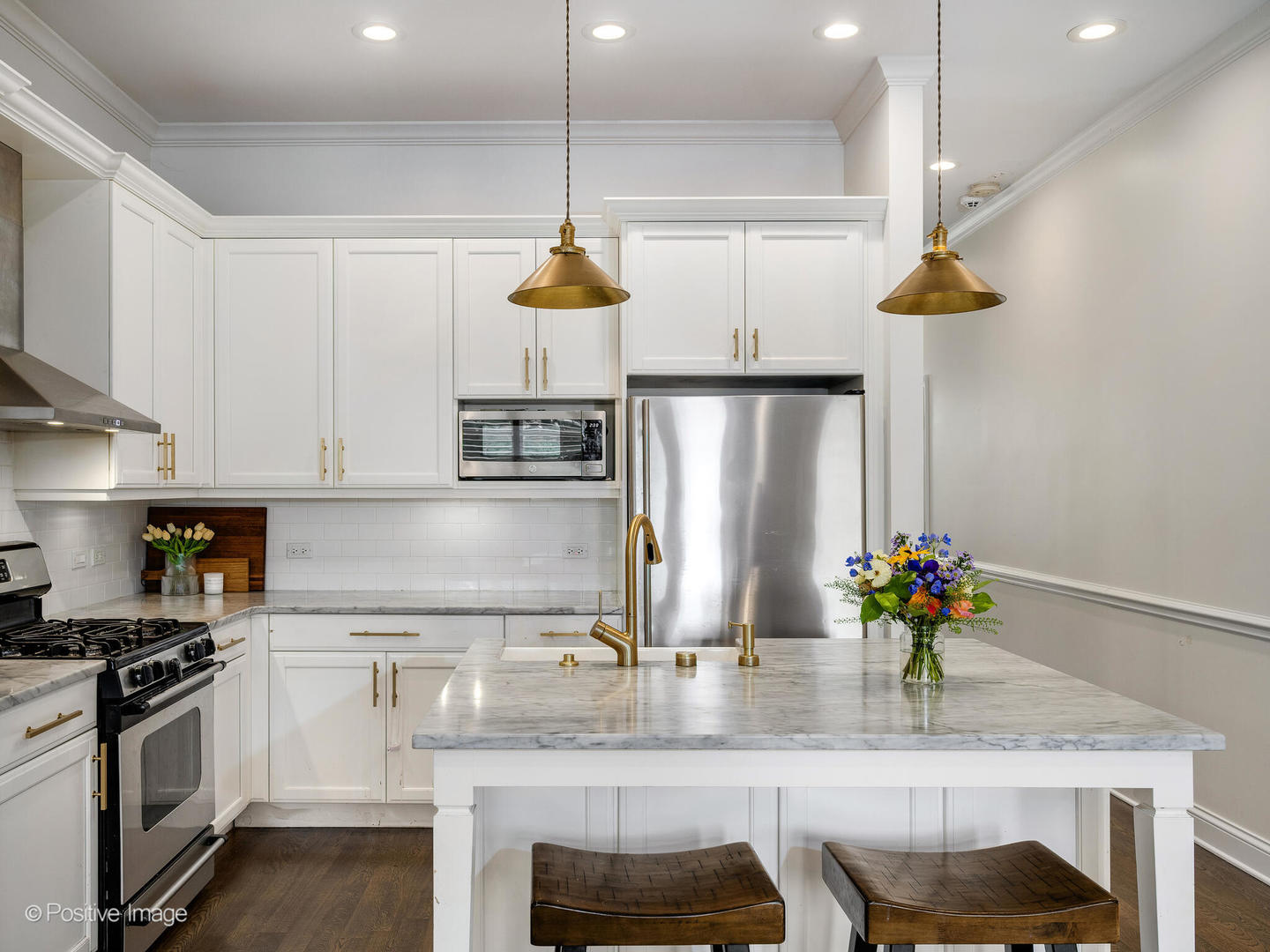 1718 W Superior Street Unit: 2E