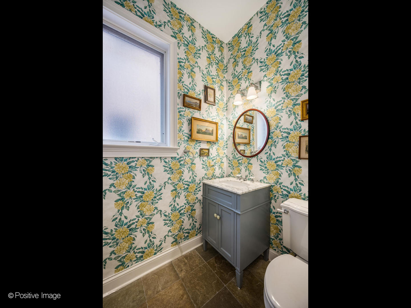 1718 W Superior Street Unit: 2E