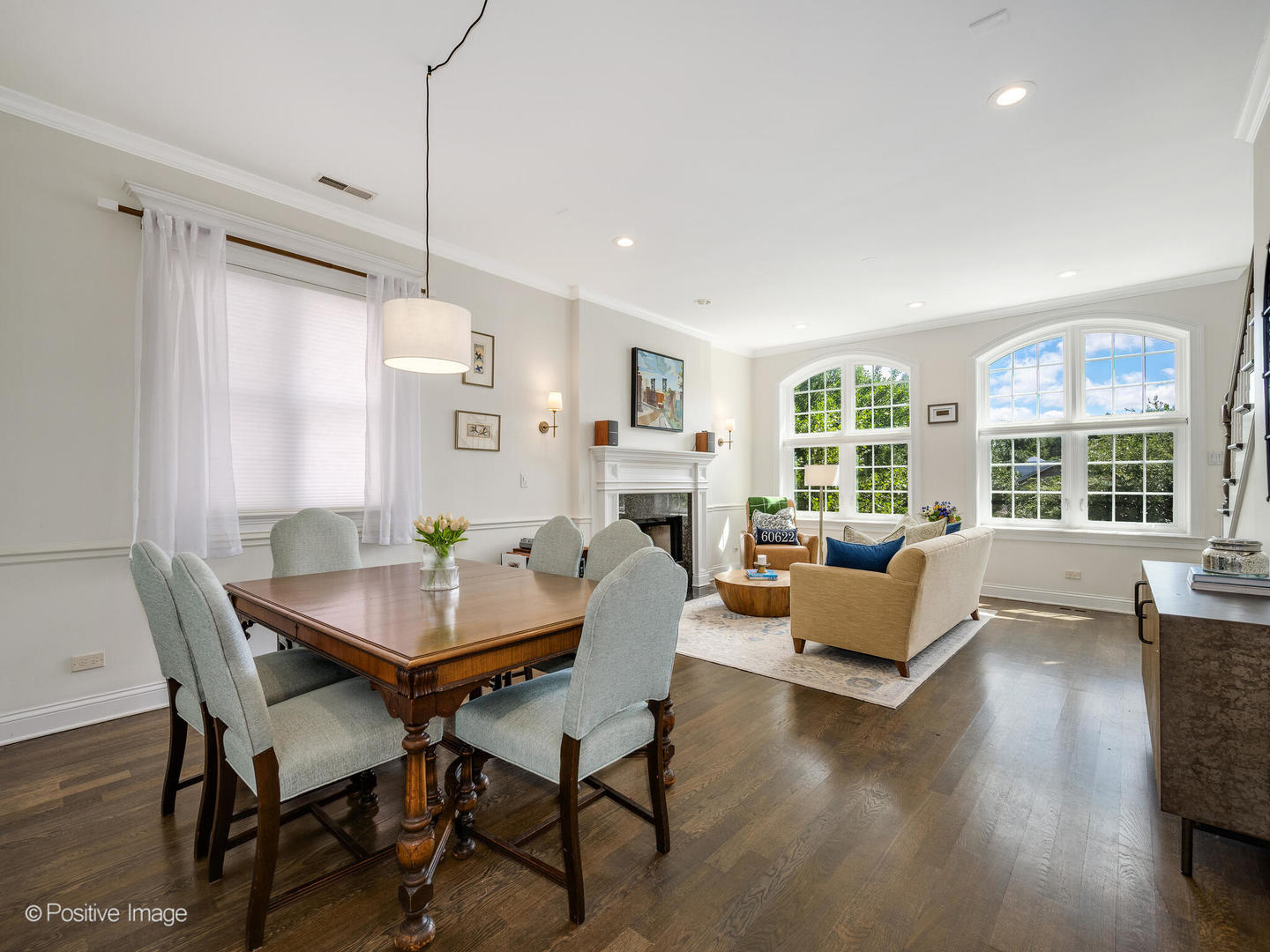 1718 W Superior Street Unit: 2E