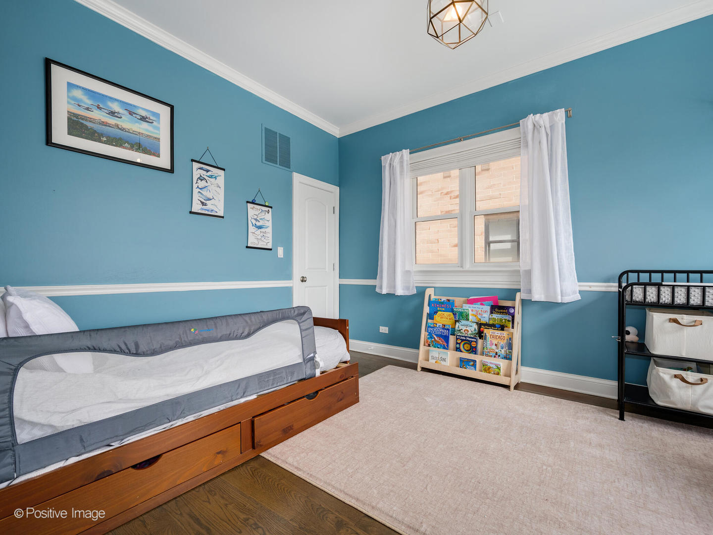 1718 W Superior Street Unit: 2E