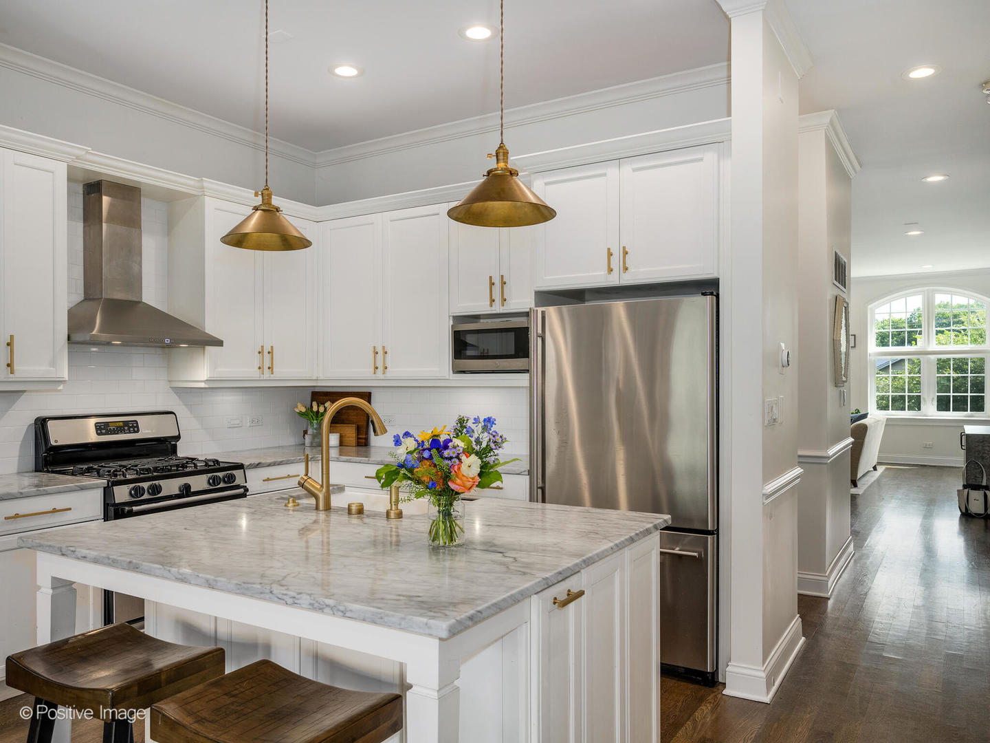 1718 W Superior Street Unit: 2E