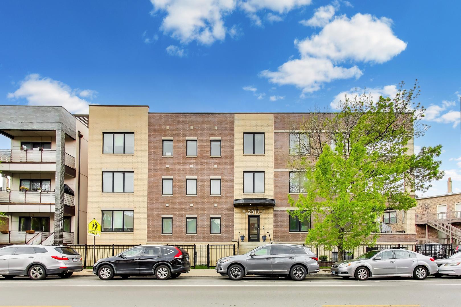 2317 W ARMITAGE Avenue Unit: 1W